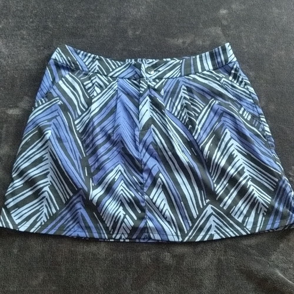 Gap Patterned Lines Skirt